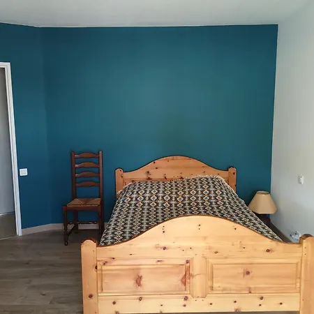 Iselette Du Riou Apartment *