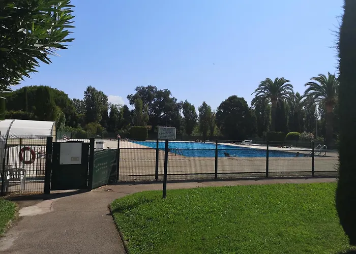 Iselette Du Riou Apartmán Mandelieu